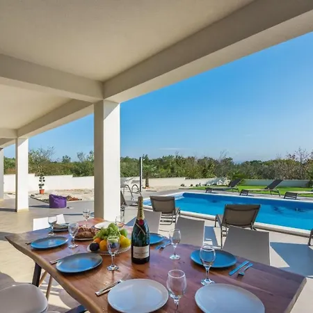 Wonderview Villa